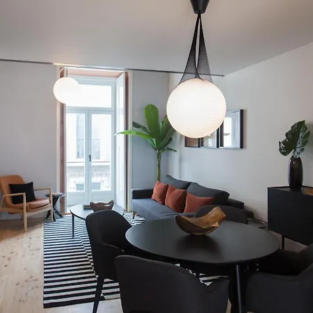Flh Intendente Elegant Mezzanine With Balcony Lisbon
