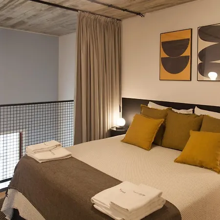 Flh Intendente Elegant Mezzanine With Balcony Lisboa