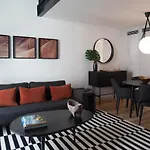 Apartmán Flh Intendente Elegant Mezzanine With Balcony *