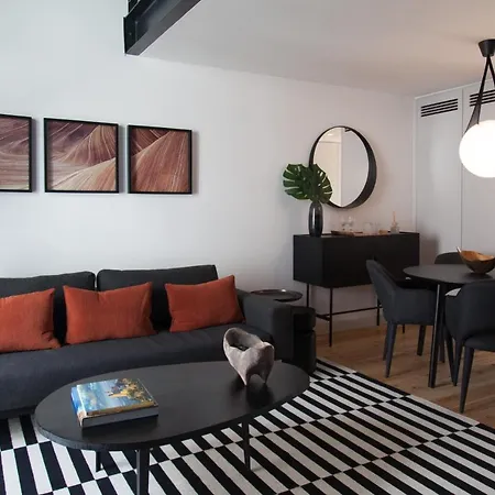Lejlighed Flh Intendente Elegant Mezzanine With Balcony *
